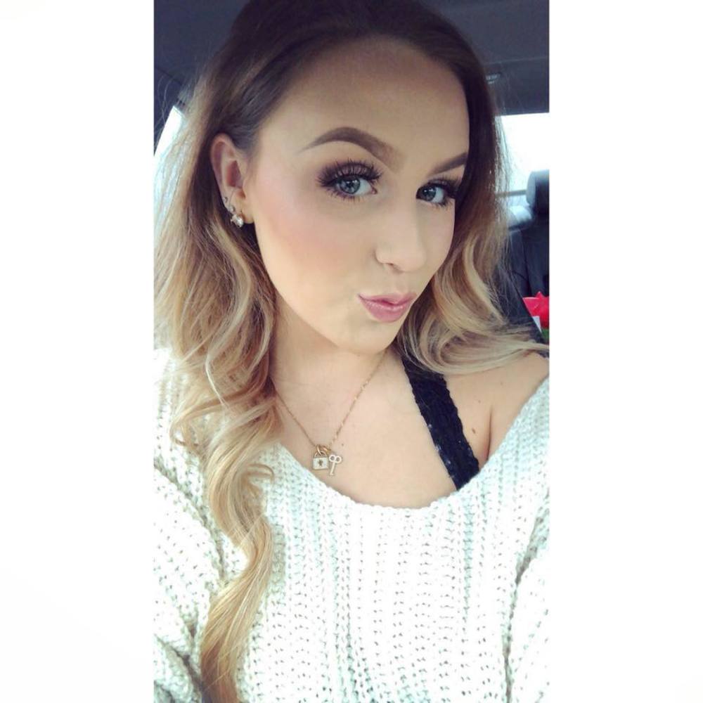 Meet your Posher, Hannah